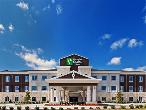 Shilo Inn Suites <b>Hotel</b> - <b>Killeen</b> features an indoor pool, an outdoor pool, and a 24-hour gym. . Hotels in killeen tx